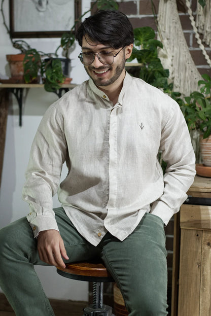 Camisa Insignia arena 100% lino Hombre y Mujer
