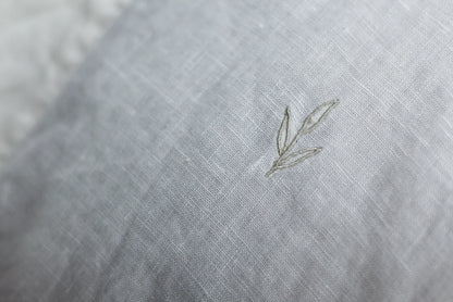 Camisa Insignia blanco crema 100% lino Hombre y Mujer